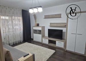 Apartament cu 3 camere, recent renovat, zona Dacia