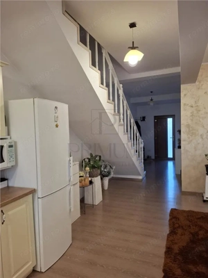Duplex mobilat utilat - teren generos - asfalt - imagine 6