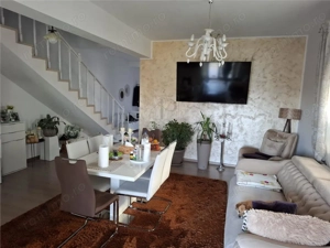 Duplex mobilat utilat - teren generos - asfalt