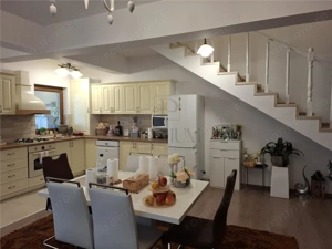 Duplex mobilat utilat - teren generos - asfalt