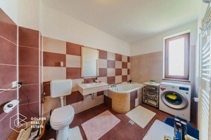 Vila 5 camere, gata de mutare, teren 700 mp, strada privata- Gradiste - imagine 12