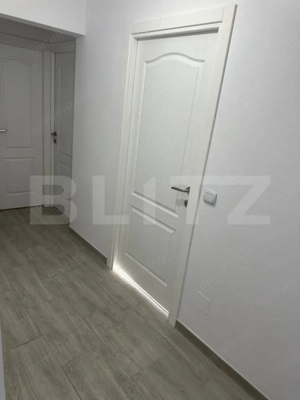 APARTAMENT 3 CAMERE DECOMANDAT IN ZONA DEOSEBITA CU VEDERE SPRE BULEVARD - imagine 5