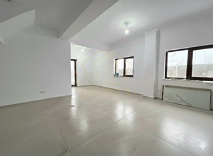 Duplex cu 5 camere, bucatarie inchisa, la cheie | Giarmata - imagine 4