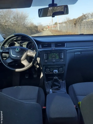 De vanzare - imagine 7