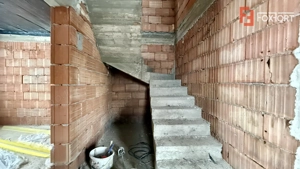 Duplex cu garaj, 4 camere si 403 mp teren - Mosnita Noua - imagine 15