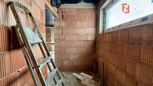 Duplex cu garaj, 4 camere si 403 mp teren - Mosnita Noua - imagine 16