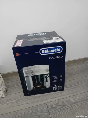 Vând mașina de cafea 