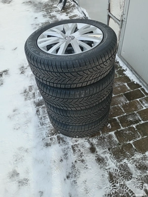 Vind cauciucuri de iarna cu jante și capace 205/55/16  vw Passat  - imagine 4