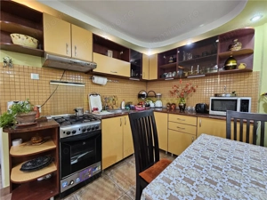 Casa spatioasa de inchiriat Bartolomeu (Curte comuna) - imagine 12