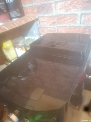 Vând aparat de cafea DeLonghi stare foarte buna folosit foarte puțin  - imagine 3