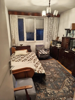 Decomandat, etaj intermediar, aproape de Mall