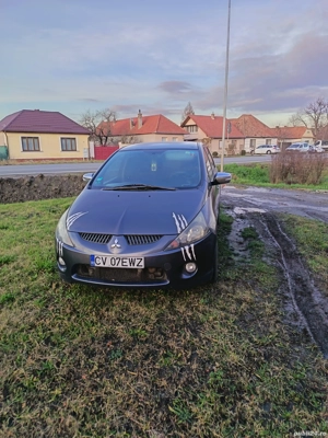 Vând Mitsubishi Grandis 2.0 2006 6 locuri 337 km - imagine 2