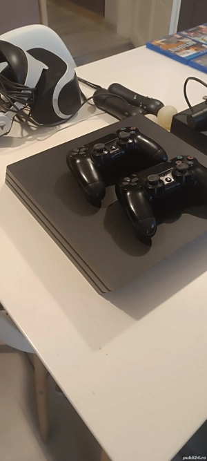 PlayStation 4 pro - imagine 2