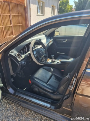 Vând urgent mașina!  - imagine 4