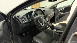 ** Volvo V40 ** - imagine 2