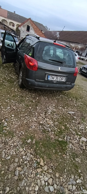 vand pejou 207 an 2010 motor 1.4 benzina - imagine 4