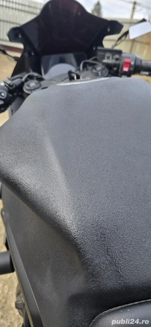 Honda CBR650R e-Clutch   Model 2  km | Stare excelentă - imagine 5
