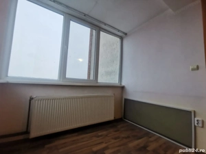 Vând apart. 3 camere conf 1 decomandat, etaj 6, Rogerius-sud - imagine 2