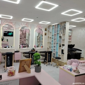 Închiriez post coafor si manichiură-pedichiură  - imagine 9