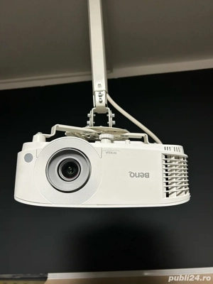 Videoproiector BenQ MW560 (ca nou)