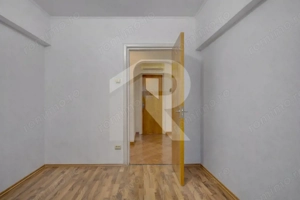 PIAȚA REȘIȚA, 3 CAMERE, 73 MP TOTAL, CENTRALA PROPRIE, LOC PARCARE!