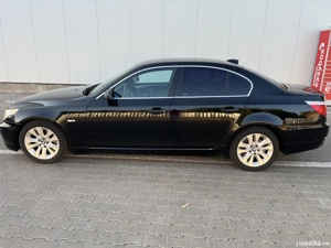 BMWSeria 5 , E60 , facelift cu distribuția în față  - imagine 3