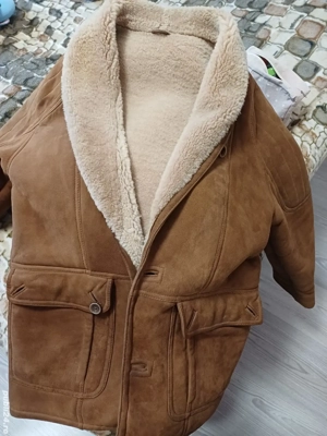 Vand cojoc oaie facut de Orastie 