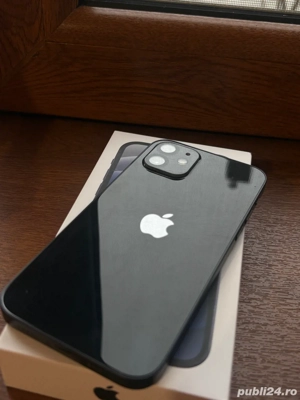 iPhone 12, 64 GB, 71%, accesorii incluse