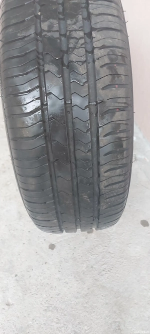 Vând 4 jante cu cauciucuri de vară 