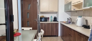 Bucur Obor , 2 minute metrou 