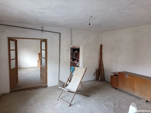 Casa parter+1 Răzvad, la 7 km de Târgoviște (Dâmbovița), conectată la apă, gaz, curent - imagine 5