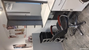  Salon pe B-dul Republicii - imagine 3