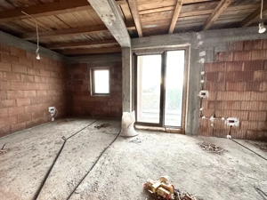 Duplex la roșu, 5 camere, 127 mp utili 305 mp teren - Dumbravita - imagine 4
