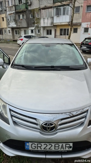 Vând Toyota Avensis, an fabricație 2014 - imagine 2