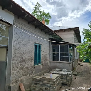 Vand Casa cu curte 851 mp 15 minute de Alexandria - imagine 10