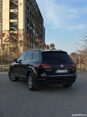 Proprietar Vând Volkswagen Touareg 7P 3.0 TDI CASA  - imagine 4