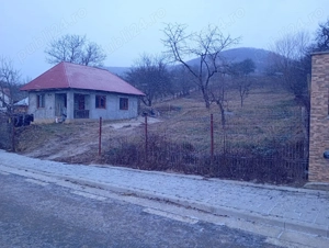 Casă de vânzare + 58 ari de teren intravilan 12 km de Dej, 60 km de Cluj-Napoca