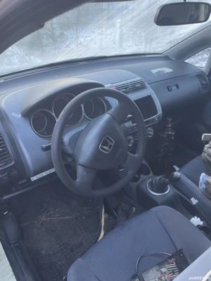 vand sau dezmembrez honda jazz - imagine 4