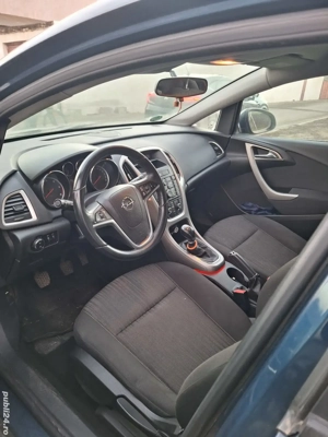 Opel Astra J Sport Tourer 1.7CDTI, an 2011 - imagine 4