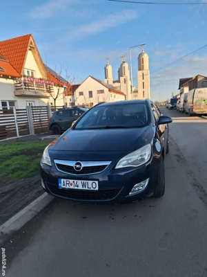 Opel Astra J Sport Tourer 1.7CDTI, an 2011 - imagine 2