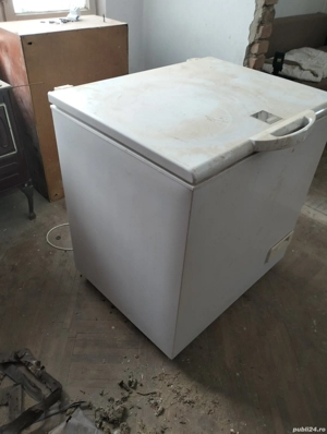 Congelator 210 litri în stare perfectă de funcționare 