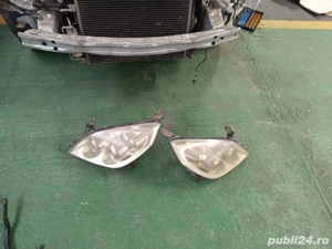 Vand faruri OPEL VECTRA CARAVAN, an fabricatie 2008.