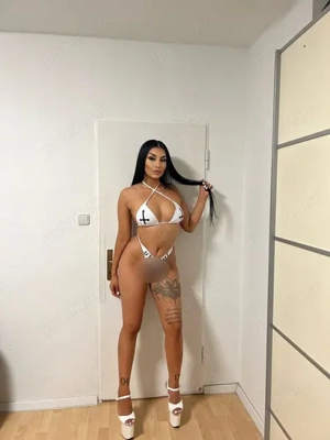 Hello fac si deplasări!!