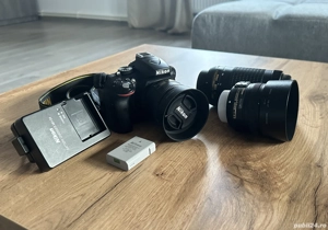 Pachet Nikon D5300 + 3 obiective Nikkor (35mm, 50mm, 70 300mm)