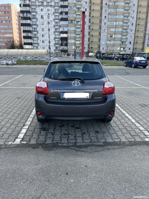 Toyota Auris 2011, 1.6 benzina - imagine 3