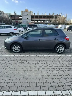 Toyota Auris 2011, 1.6 benzina - imagine 4