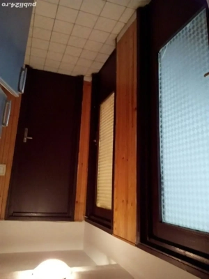 Vând apartament două camere decomandat  etaj  1  - imagine 2