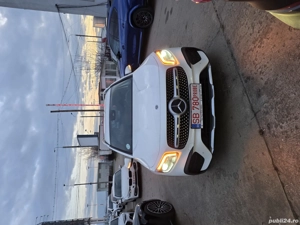 Mercedes GLB 200 - imagine 5