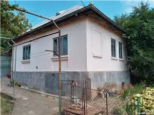 De vînzare casa cu teren in com.Bujoreni  - imagine 4