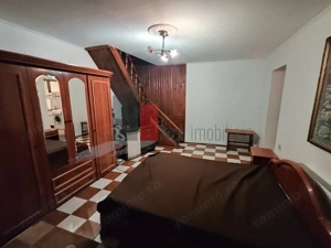 Garsoniera de inchiriat in zona Damaroaia - imagine 2